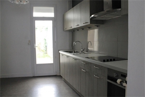 maison de village à la vente -   86100  CHATELLERAULT, surface 85 m2 vente maison de village - UBI458488805